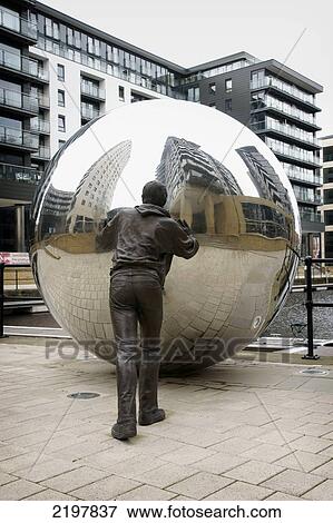 Stock Photo - Abstract Modern Sculpture In The Waterfront Area, Near The Royal Armouries, Leeds, West Yorkshire, England, Uk. &#Xa; (C) Marc Jackson/Axiom. Fotosearch