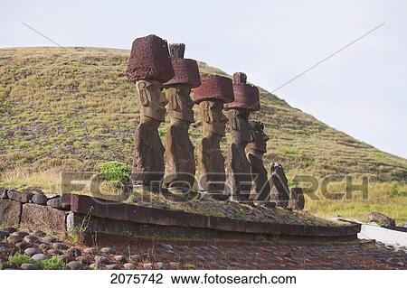 Stock Image - Ahu Nau Nau Moais Restored By The Archaeologist Sergio Rapu At Anakena Beach, Rapa Nui (Easter Island), Chile. Fotosearch
