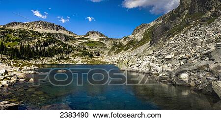 Stock Image - Alpine lake in Stein Valley Nlaka'pamux Heritage Park; Pemberton, British Columbia, Canada. Fotosearch