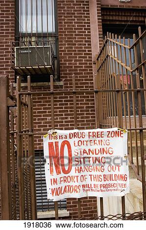 Stock Photograph - Apartment Building In Harlem. Fotosearch