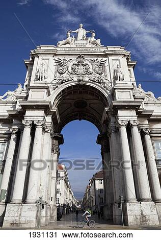 Stock Image - Arco De Rua Augusta, Lisbon, Portugal; Arco De Rua Agusta, Lisbon, Portugal, Europe. Fotosearch