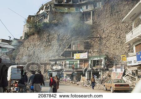 Stock Image - Bazaar Damaged By The 8 October 2005 Earthquake, Muzaffarabad, Azad Kashmir, Pakistan. Fotosearch