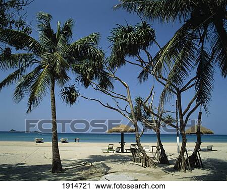 Stock Image - Beach. Fotosearch