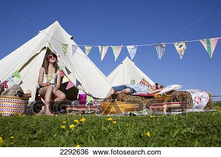 Stock Photograph - Bell Tent Camping On Grittenham Farm, Tillington, UK. Fotosearch