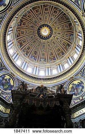 Stock Image - Bernini's Baroque Baldachin And Dome; St Peter's Basilica, Vatican City, Rome, Italy. Fotosearch