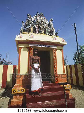 Stock Image - Bhramin Priest At Hindu Temple ÃƒÆ’Ã‚Â¡. Fotosearch