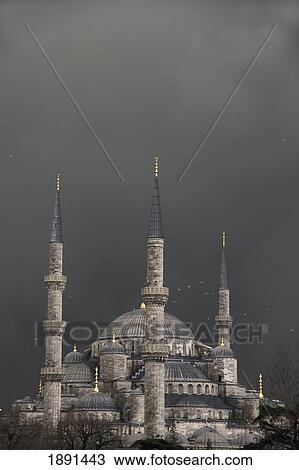 Stock Image - Blue Mosque/Sultan Ahmet Camii. Fotosearch