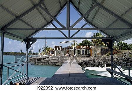Stock Image - Boathouse Paradise Cove Resort ÃƒÆ’Ã‚Â¡. Fotosearch