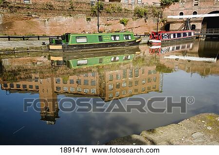 Boats And Reflection On Canal In Castlefield View Large Photo Image Stock Image - Boats And Reflection On Canal In Castlefield. Fotosearch