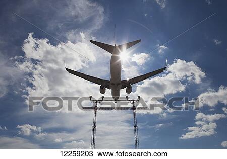 Boeing 737-7 aircraft on final approach to land; Mississauga, Ontario, Canada View Large Photo Image Stock Image - Boeing 737-7 aircraft on final approach to land; Mississauga, Ontario, Canada. Fotosearch