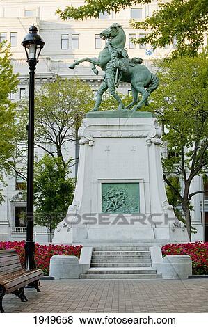 Boer War Memorial In Dorchester Square; Montreal Quebec Canada View Large Photo Image Stock Photo - Boer War Memorial In Dorchester Square; Montreal Quebec Canada. Fotosearch