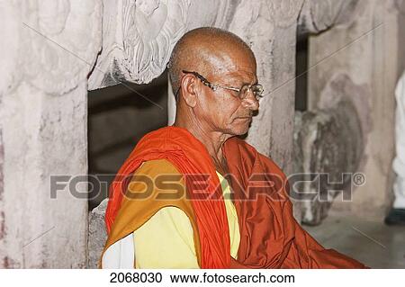 Buddhist Monk Meditating, Mahabodi Temple, Bodhgaya, Bihar, India View Large Photo Image Stock Image - Buddhist Monk Meditating, Mahabodi Temple, Bodhgaya, Bihar, India. Fotosearch