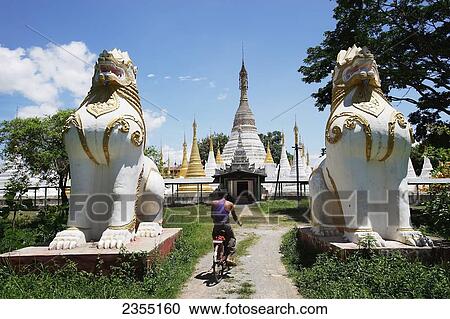 Stock Image - Buddhist temple close to Taunggyi; Shan State, Myanmar. Fotosearch