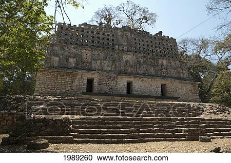 Building 33, Yaxchilan, Chiapas, Mexico View Large Photo Image Stock Image - Building 33, Yaxchilan, Chiapas, Mexico. Fotosearch