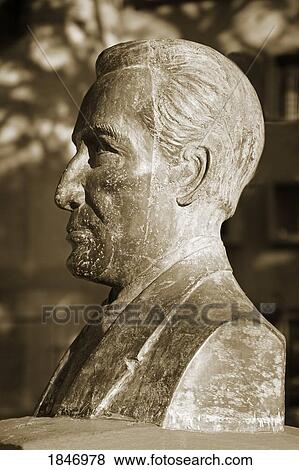 Bust Of General Jose Maria Canas; Puntarenas, Province Of Puntarenas, Costa Rica View Large Photo Image Stock Photo - Bust Of General Jose Maria Canas; Puntarenas, Province Of Puntarenas, Costa Rica. Fotosearch