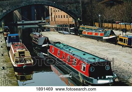 Canal And Boats In Castlefield Urban Heritage Park View Large Photo Image Stock Photo - Canal And Boats In Castlefield Urban Heritage Park. Fotosearch