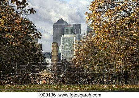 Stock Photograph - Canary Wharf Viewed From Greenwich Park, London, Uk. Fotosearch