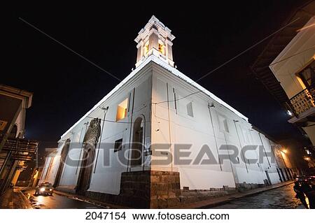 Picture - Capilla Del Robo At Night, Quito, Pichincha, Ecuador. Fotosearch