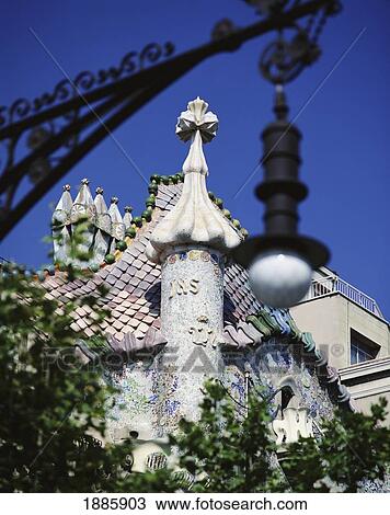 Casa Batllo And Street Light View Large Photo Image Stock Image - Casa Batllo And Street Light. Fotosearch