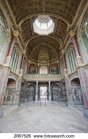 Stock Photograph - Chapel Of Saint-Saturninus From 1169 In The Palace Of Fontainebleau, Fontainebleau, Seine-Et-Marne, France. Fotosearch