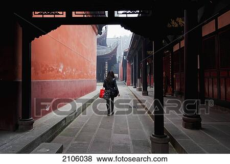 Stock Photo - China, Sichuan, Wenshu temple monastery; Chengdu. Fotosearch