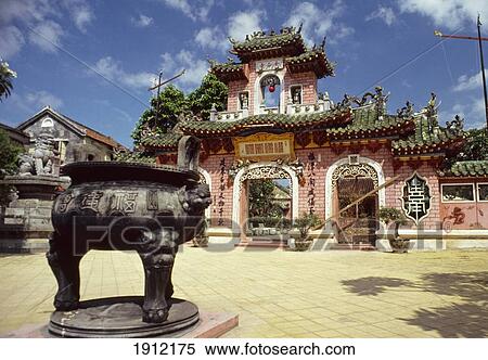 Chinese Pagoda & Meeting Hall In Hoi An Vietnam View Large Photo Image Stock Photography - Chinese Pagoda & Meeting Hall In Hoi An Vietnam. Fotosearch