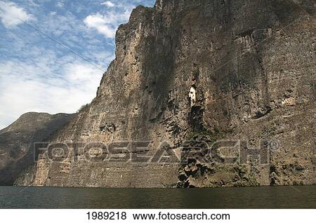Stock Photo - Christmas Tree Formation, Sumidero Canyon, Chiapas, Mexico. Fotosearch