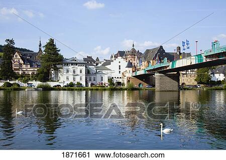 City On The Moselle River; Bernkastel-Kues, Rheinland-Pfalz, Germany View Large Photo Image Stock Image - City On The Moselle River; Bernkastel-Kues, Rheinland-Pfalz, Germany. Fotosearch