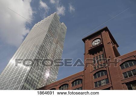 Stock Image - Clock Tower, Chicago, Illinois, Usa. Fotosearch