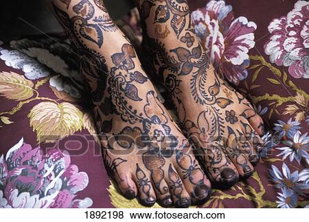 Close-Up Of Woman's Feet With Henna Tattoo View Large Photo Image Stock Photo - Close-Up Of Woman's Feet With Henna Tattoo. Fotosearch