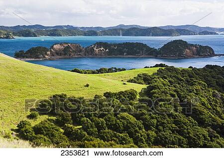 Stock Image - Coastline Of Urupukapuka Island, The Largest Of All The Islands In The Bay Of Islands; New Zealand. Fotosearch