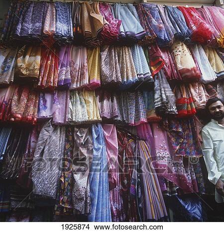Picture - Coloured Saris. Fotosearch
