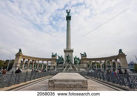 Stock Photography - Column Topped With A Statue Of The Archangel Gabriel On Heroes' Square, Budapest, Hungary. Fotosearch