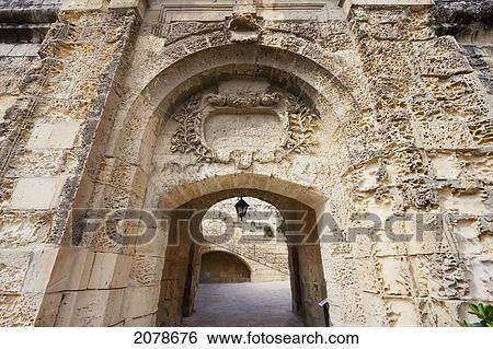Stock Photograph - Couvre Porte, Vittoriosa (Birgu), Malta. Fotosearch