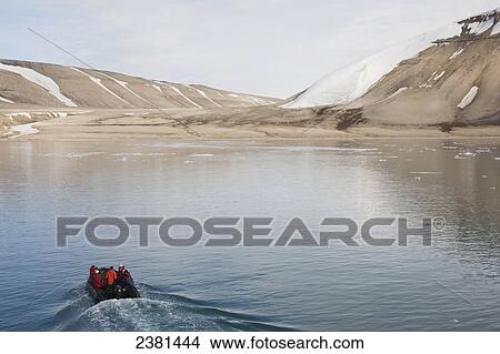 Picture - Cruise around Svalbard; Svalbard, Norway. Fotosearch