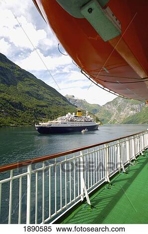 Stock Photography - Cruise Ship. Fotosearch