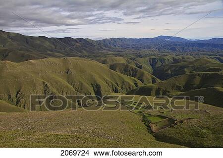 Picture - Cuesta De Sama, Tarija, Bolivia. Fotosearch