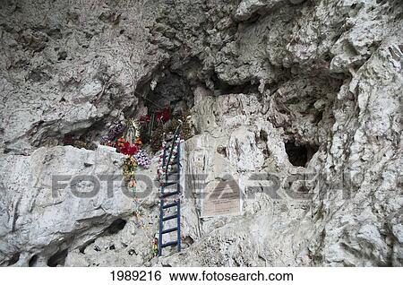 Stock Photograph - Cueva Del Hombre Cave, Sumidero Canyon, Chiapas, Mexico. Fotosearch