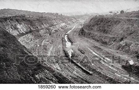 Stock Image - Culebra Cut From West Bank Showing Shovels At Work. From The Book The Panama Canal By J. Saxon Mills Published Early 1900S. Fotosearch