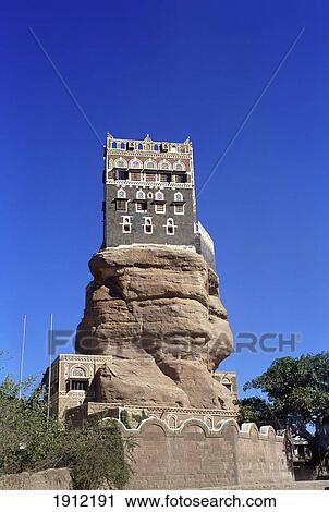 Dar Al-Hajar (Rock Palace), Wadhi Dahr, North Of S'ana, Yemen View Large Photo Image Stock Image - Dar Al-Hajar (Rock Palace), Wadhi Dahr, North Of S'ana, Yemen. Fotosearch