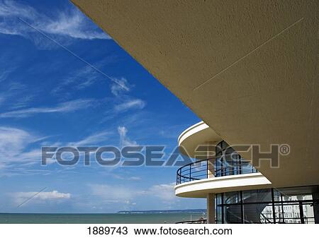De La Warr Pavilion And Ocean View Large Photo Image Stock Image - De La Warr Pavilion And Ocean. Fotosearch
