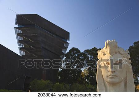 Picture - De Young Museum In Golden Gate Park; San Francisco California United States Of America. Fotosearch