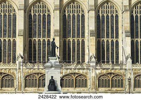Stock Image - Detail of statues above the Founders Fountain in front of Kings College Chapel; Cambridge, Cambridgeshire, England. Fotosearch