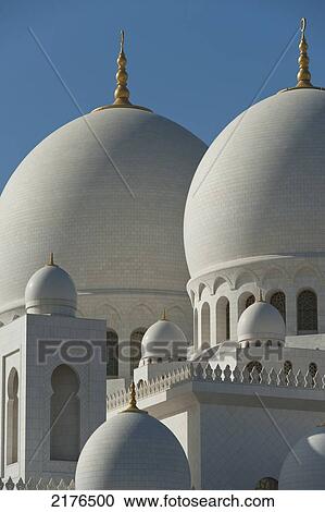 Stock Image - Detail Of The Domed Roof Of The Sheikh Zayed Grand Mosqueabu Dhabi, United Arab Emirates. Fotosearch