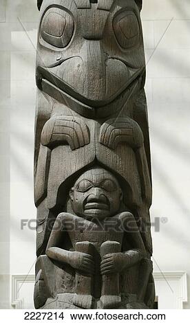Picture - Detail Of Totem Pole, British Museum, London, England, Uk, Europe. Fotosearch