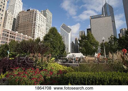 Downtown Chicago, Illinois, Usa View Large Photo Image Stock Photo - Downtown Chicago, Illinois, Usa. Fotosearch