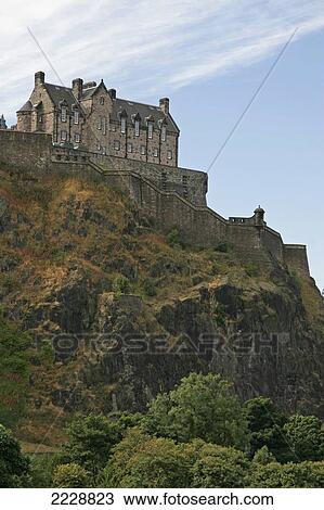 Edinburgh Castle As Seen From Princes Street, Edinburgh, Scotland, Uk, Europe View Large Photo Image Stock Image - Edinburgh Castle As Seen From Princes Street, Edinburgh, Scotland, Uk, Europe. Fotosearch