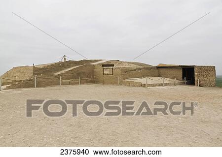 Stock Image - El Brujo Archaeological Complex, La Libertad, Peru. Fotosearch