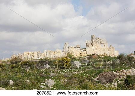 Stock Image - Eroded Globigerina, Hagar Qim Megalithic Temple Complex, Malta. Fotosearch