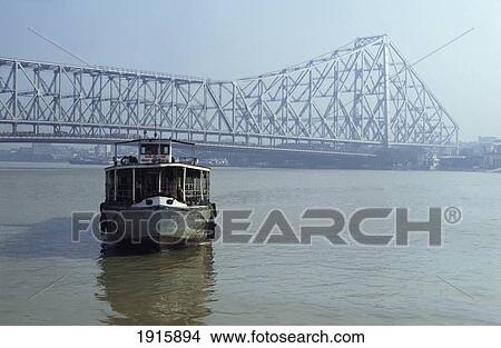 Picture - Ferry Across Hoogly River ÃƒÆ’Ã‚Â¡. Fotosearch